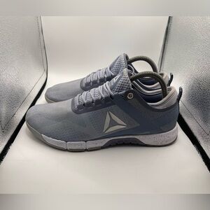 Reebok CrossFit women’s Blue and Gray Training Shoes size 8